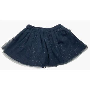 NWOT GAP BABY GITL SKIRT , SIZE 12-18 MONTHS